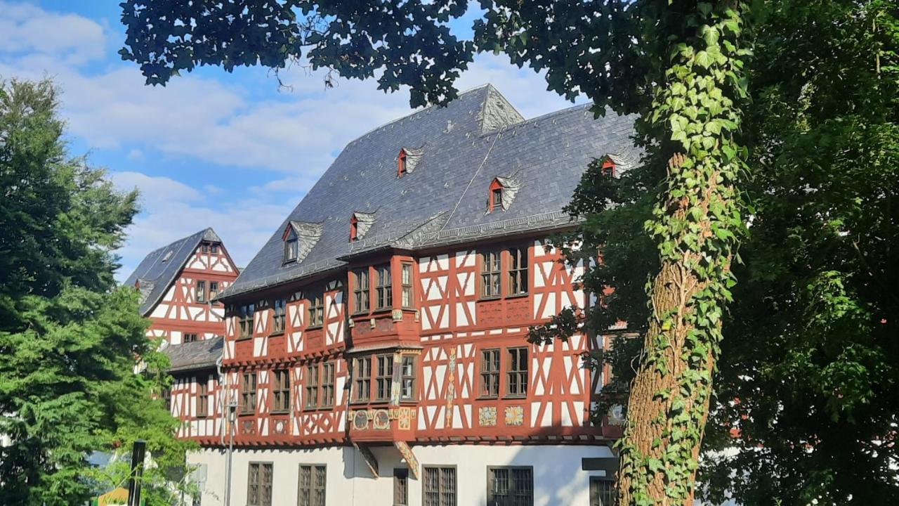 Ferienwohnung Am Kurpark Bad Camberg Exterior foto